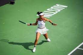 “令和怪物”佐佐木朗希正式宣布通过入札制度挑战 MLB，2025 赛季加盟道奇