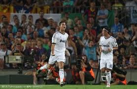 89岁天际老奶奶现身B社《上古5》官方X 报平安庆圣诞