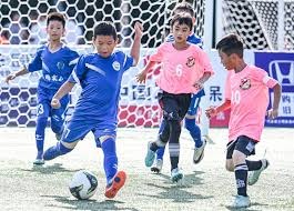 混团世界杯：国乒首败诞生！梁靖崑错失4赛点，不敌法国小勒布伦