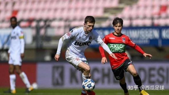 他在长时间 他在长时间